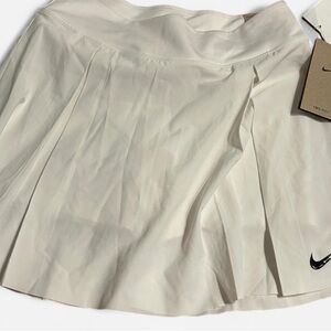 Nike Cream Pleated Skirt